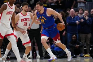 约基奇16+12+13杜兰特仅11分 掘金狂胜火箭