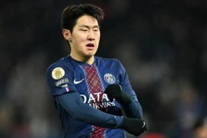 随着登贝莱双响炮，巴黎圣日耳曼3-1，法甲最新积分榜出炉，冠军悬念骤降